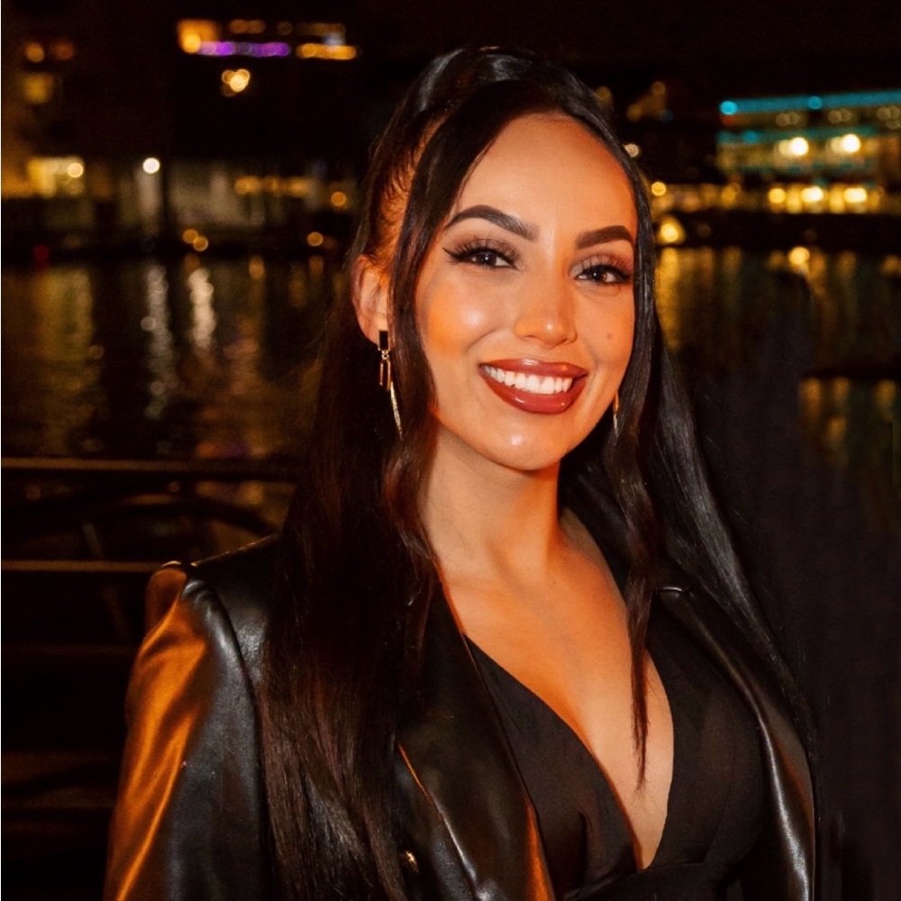 Meet your Posher, Cassie